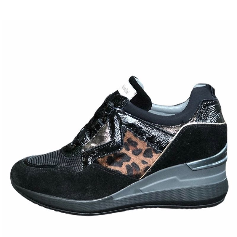 Sneaker Donna in camoscio
